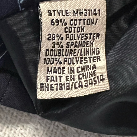 #3037. Julie Mitchell Urban Collection 3-Button Jacket w/Pleats/Pockets. Size M - Picture 12 of 12